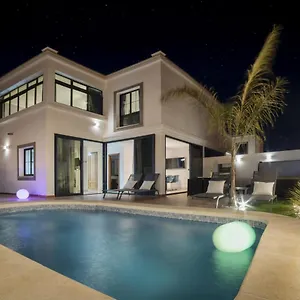 villa-roble.in-canary-islands.com/